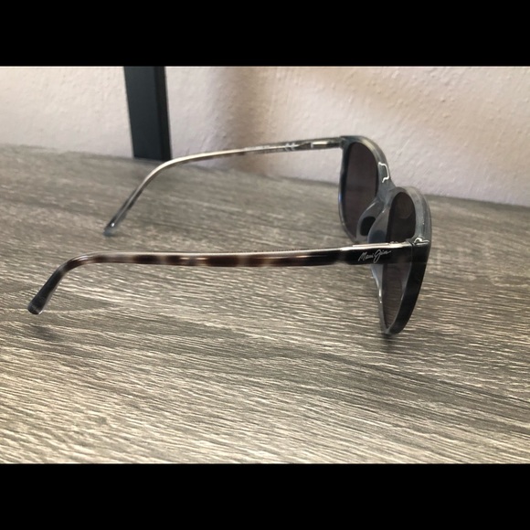 Maui Jim Women’s Sunglasses - Picture 6 of 7